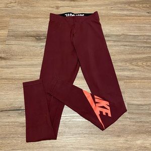 Nike maroon leggings